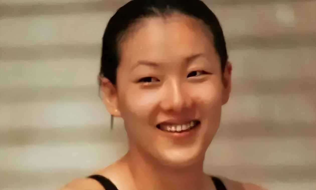 梁錦松個人資料（面對與梁錦松的26歲年齡差爭議，伏明霞回應：我喜歡成熟一點的）