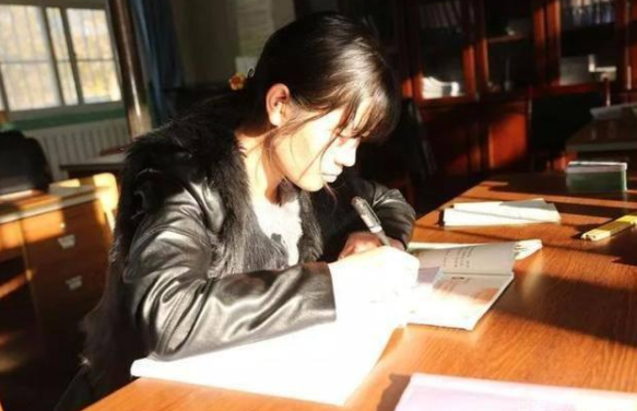 私立学校将要转公，没有编制的老师怎么办？教育部的回复引起热议