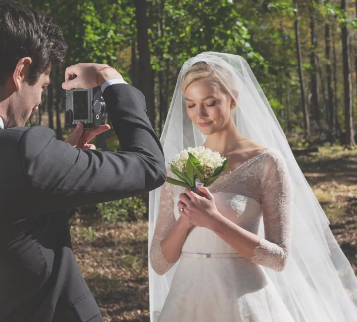 伊万卡的“苦命”妯娌：超模小KK年入千万，依然入不了婆家的法眼