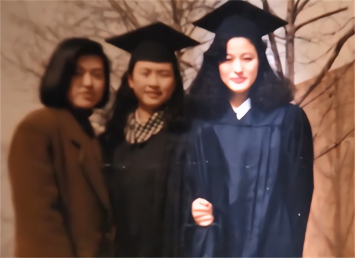 2018年小岛美奈安乐死全过程，她和亲友们都在笑，最后安静的离开