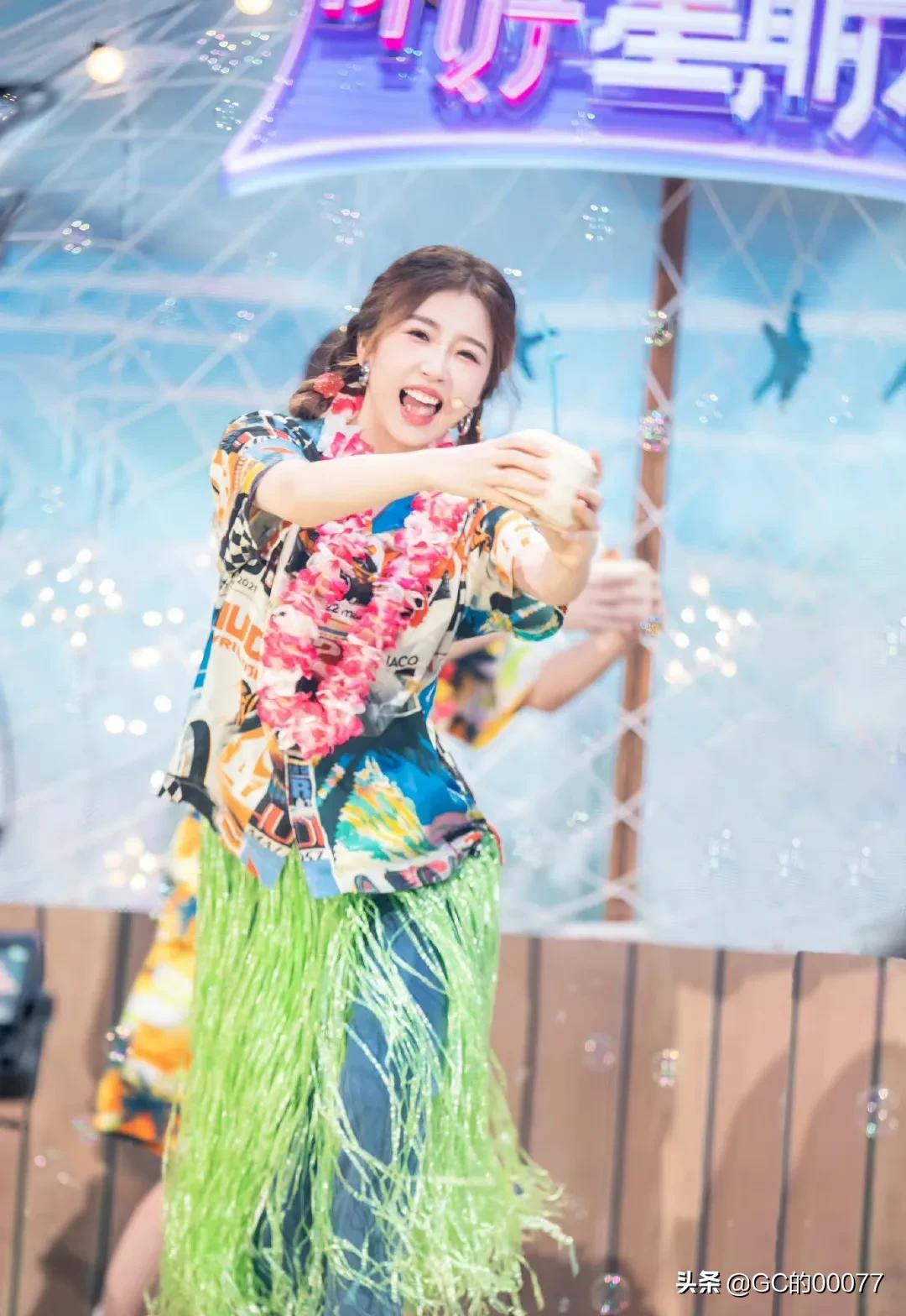 明星图片虞书欣