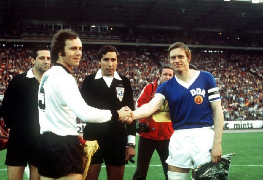 2002世界杯德国队员（东德！奥运足球史上那支连续三届夺牌却被人遗忘的“德国队”）