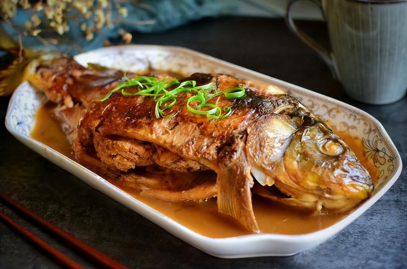 怎么炖鱼最好吃,农家炖鱼最好吃的做法