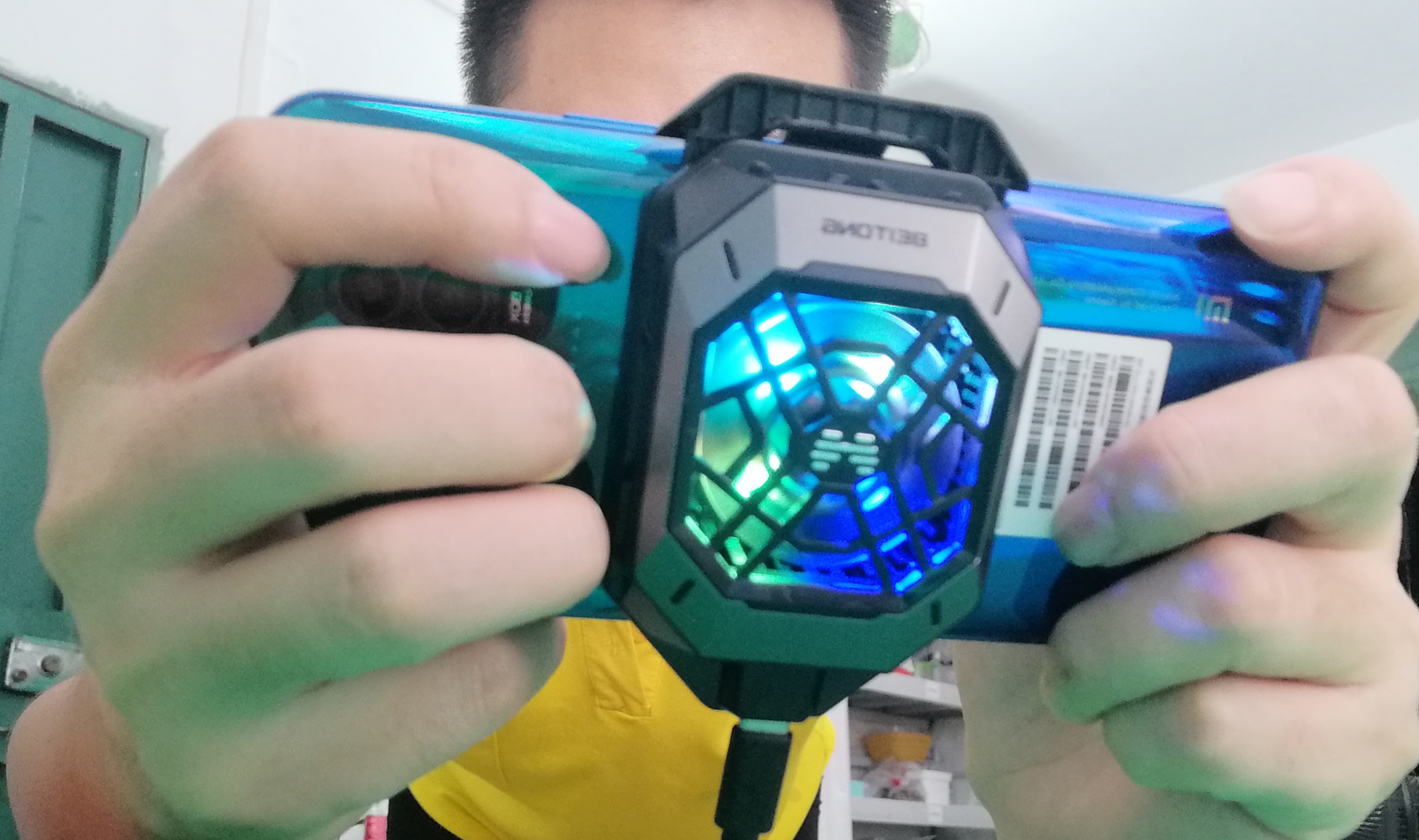 最强王者必备的手游降温神器，北通千机寒散热器