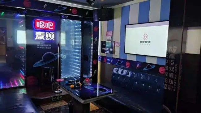张一鸣前领导，裁员“保命”！昔日KTV的死对头，扛不住了