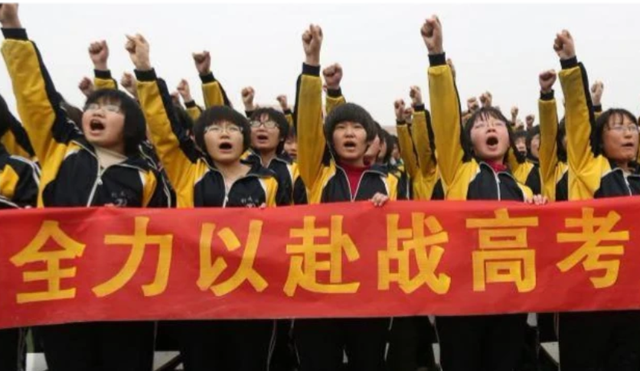 2022年高考还剩100天，老师强烈建议走“单招”，考生该不该听？