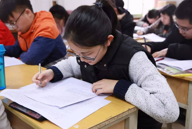 高考电子阅卷“潜规则”，答案类似分数却不一样，2022考生要规避