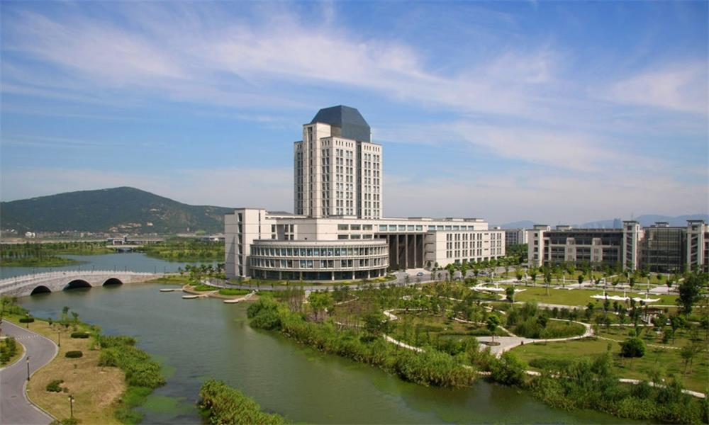 江南大学：位于江苏无锡的“选择性卓越”高校，轻工食品是特色