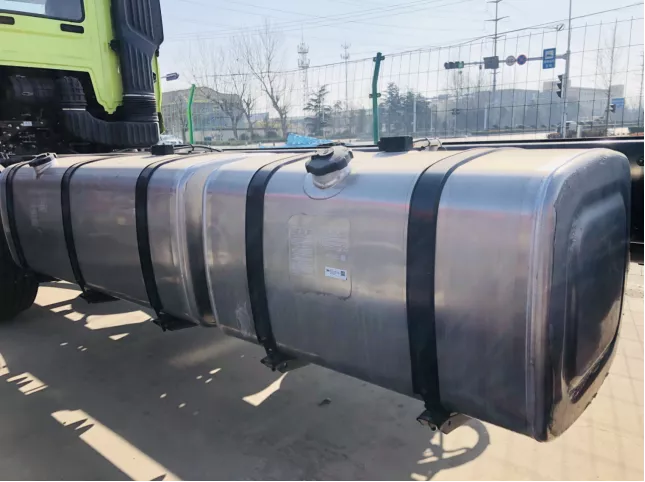 45万买560马力一汽解放J7载货车！拉绿通、活禽运输能回本吗？