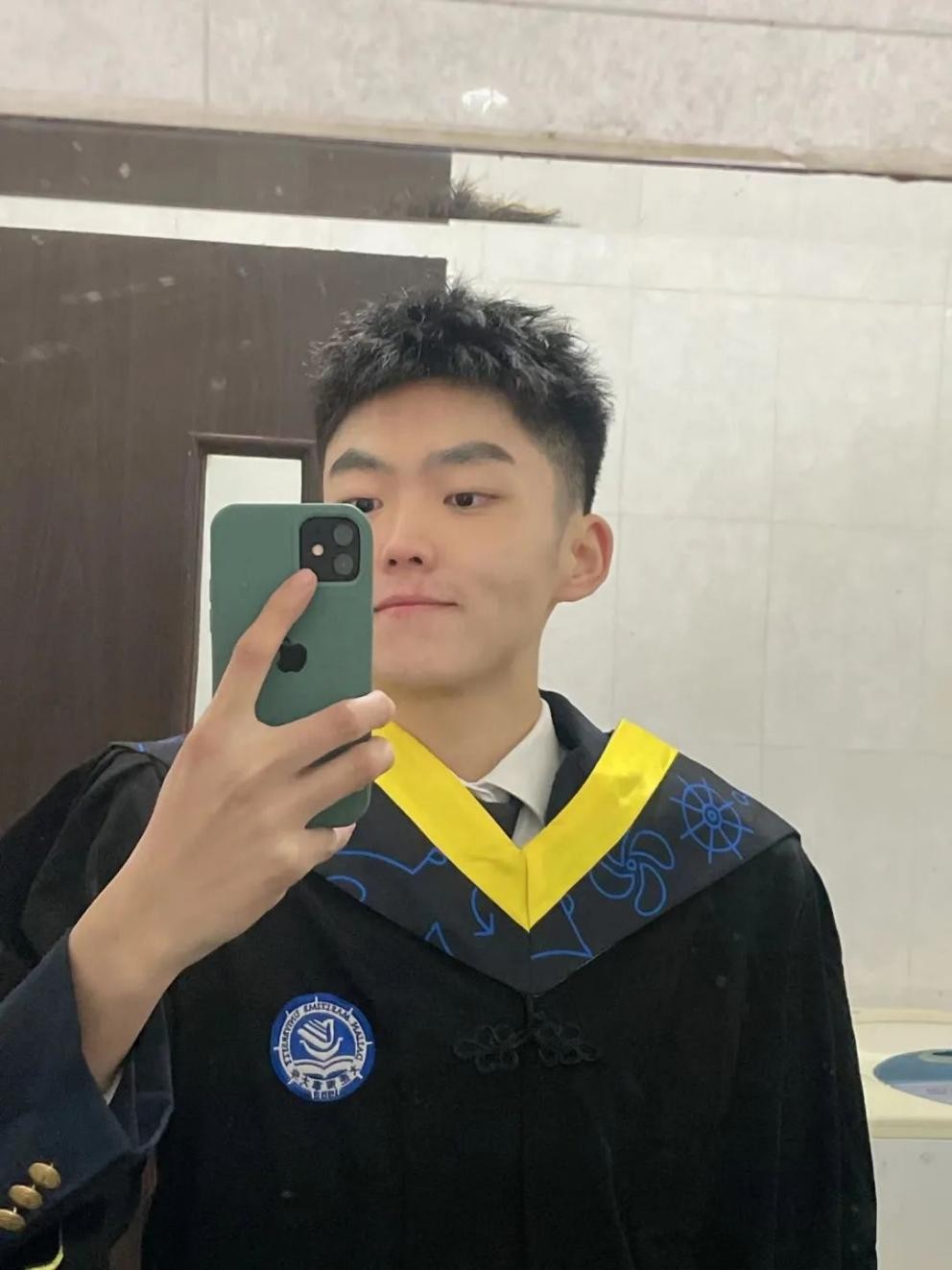 奇！辽宁“学霸4兄弟”：同一大学同一宿舍，同年保研清华等名校！