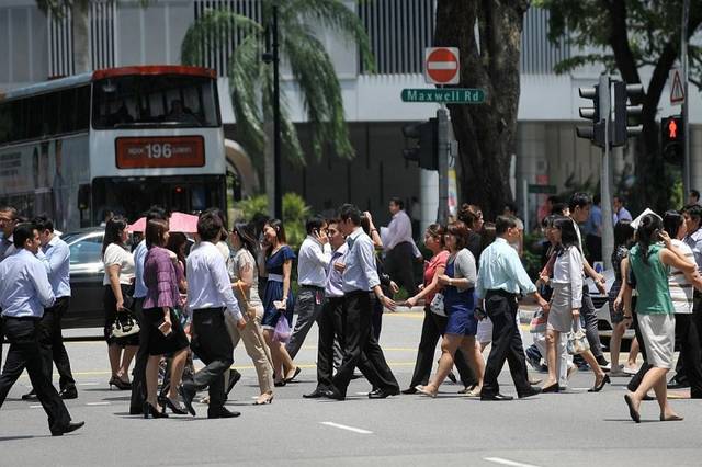 “亚洲四小龙”风光不再，新加坡适合打工吗？