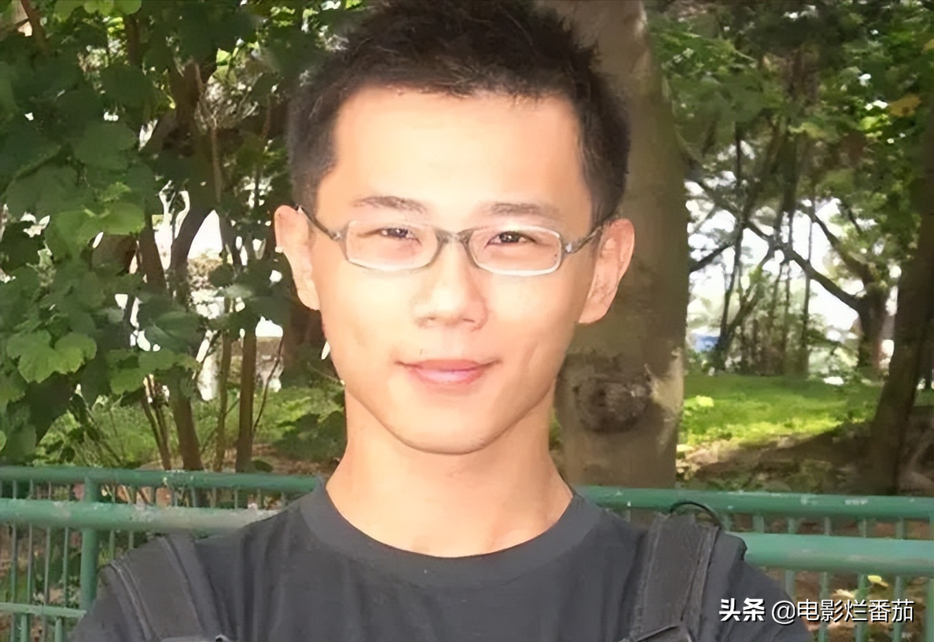 红极一时的童星，纷纷找出路，有的当上CEO，有的沦落街头摆地摊