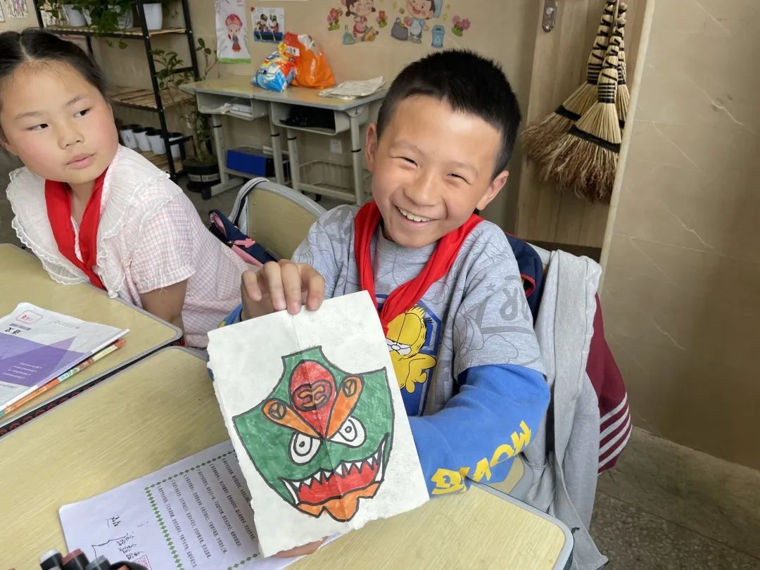 美在附小——记天府新区新兴中学附属小学开展第一届艺术节