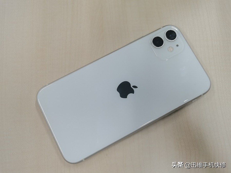 手機也要“避暑”？iPhone手機暴曬后觸屏失靈，解決方法都在這