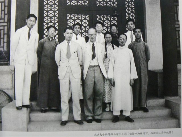 他帮中国抗战，娶中国女学生，回国时，毛主席：给三千美金作路费