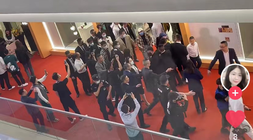 ��ԲԲ��������̫�𺳣���������æ����ӭ�볡������ͬ��������ѹ