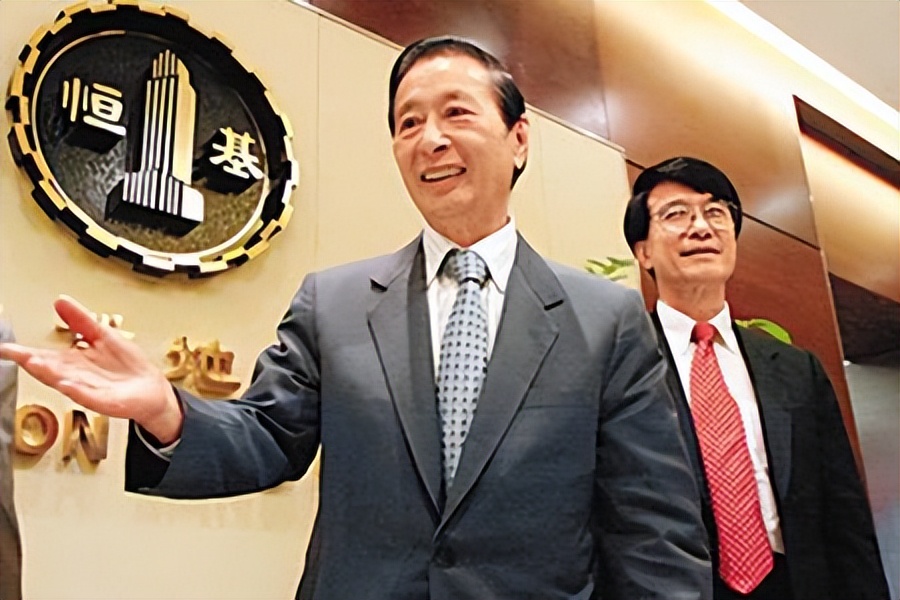 为什么他的职业寿命这么长(内地富豪都早早退休,香港