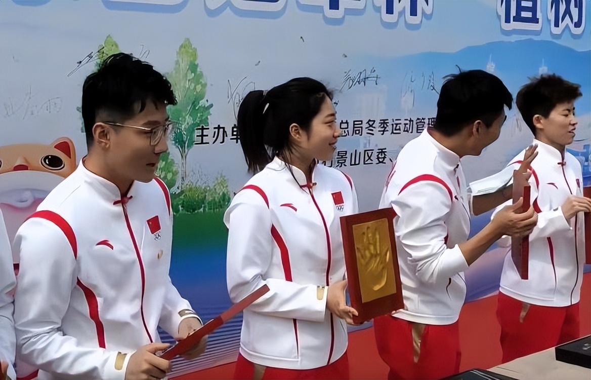 奥运会冠军有哪些人图片（8大奥运冠军齐聚！武大靖秒变阿童木，韩聪用古文搞怪隋文静大笑）