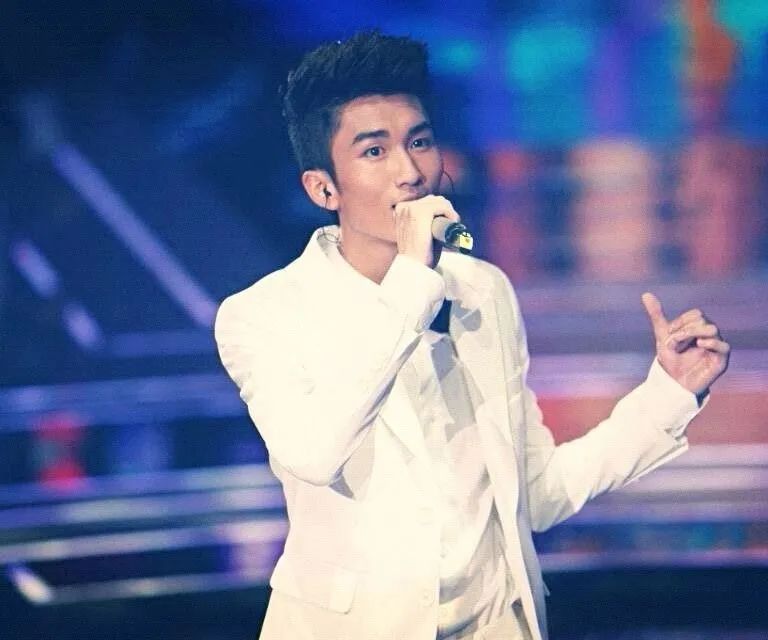 13届快乐男生今昔对比，有人跻身顶流，有人“糊出天际”，差距大