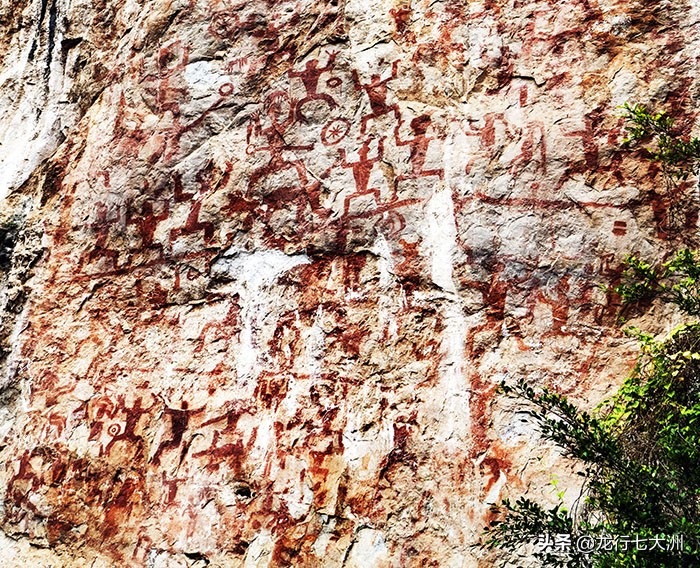 「广西」我国的第一处岩画世界遗产——“左江花山岩画文化景观”