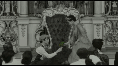 全岛国的“人间理想”——绫濑遥