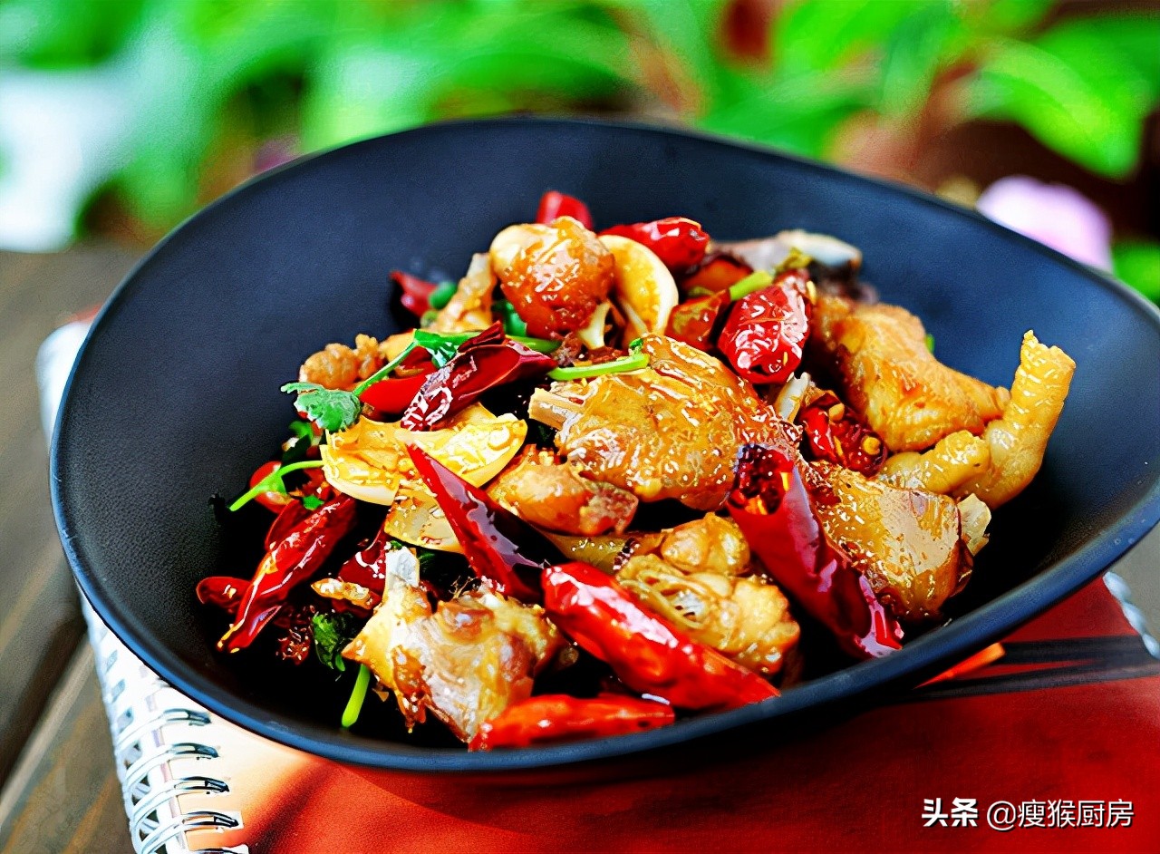 湖南名菜大盘点，特色湘菜合集，道道香辣过瘾，你吃过几道呢？