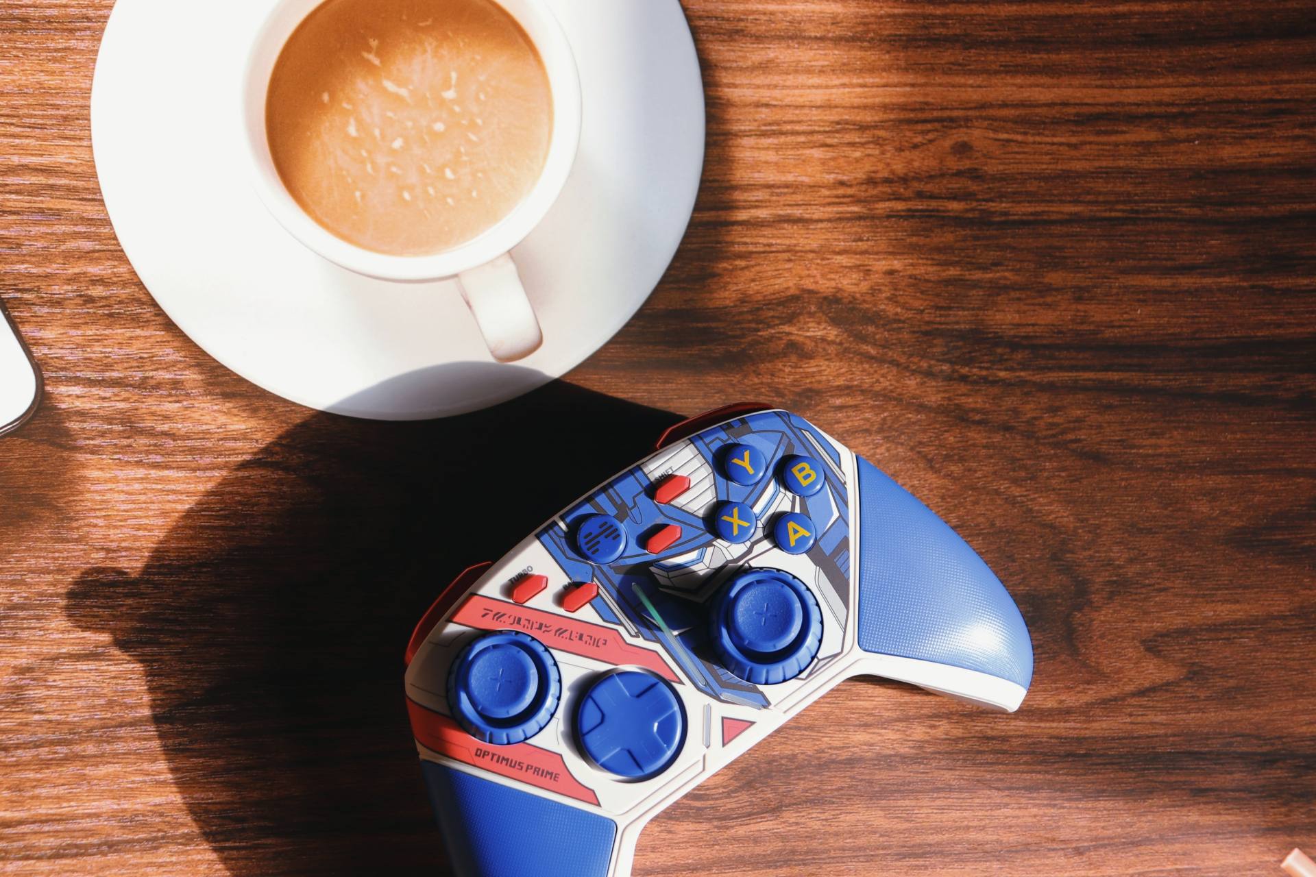 北通阿修罗3游戏手柄变形金刚限定版，颜值担当，性能怪兽