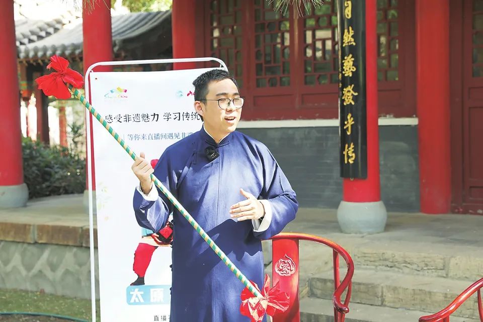 李博：挖掘民间瑰宝 传承“非遗”文化