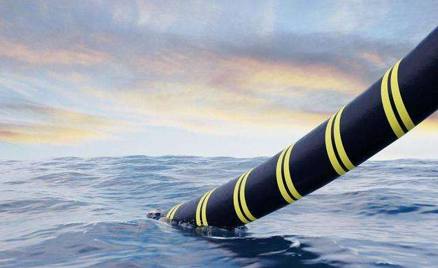 总长度140万公里的海底光缆,是如何铺设的?
