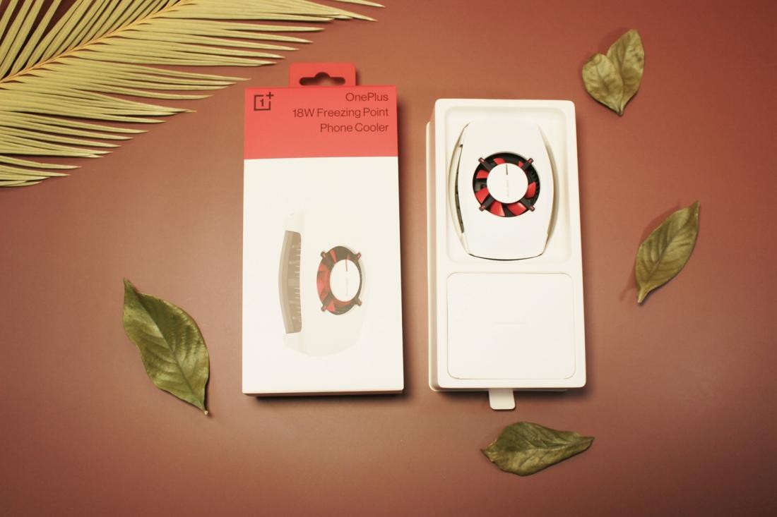 夏天游戏不烫手，一加18W冰点散热背夹辅助iPhone游戏体验