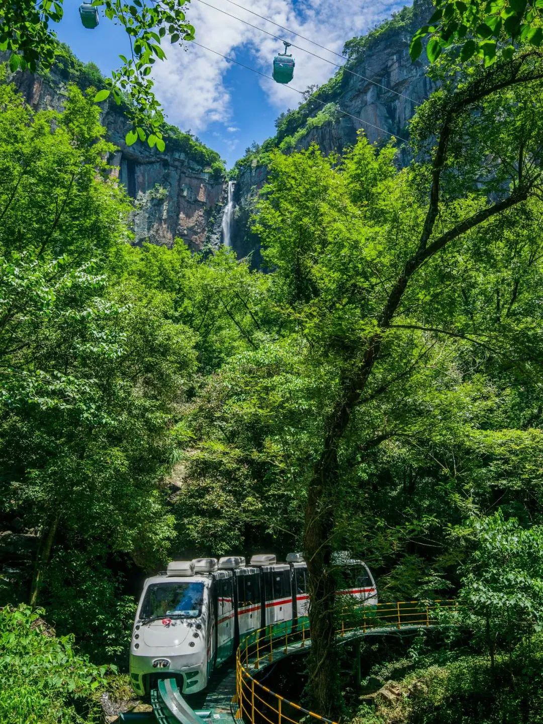 宁波哪里有滑雪的地方(宁波人，哪儿凉快哪儿呆着去)