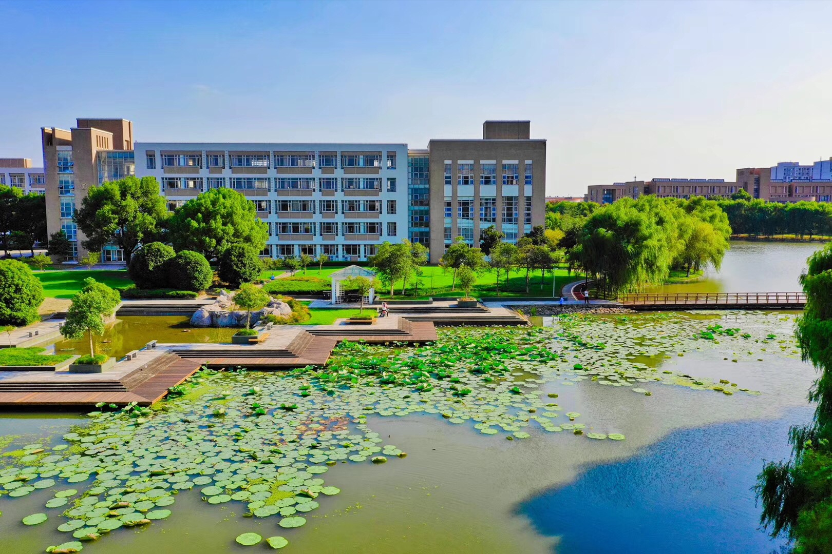 招生500人！上海工程技术大学发布2022年艺术类专业招生简介