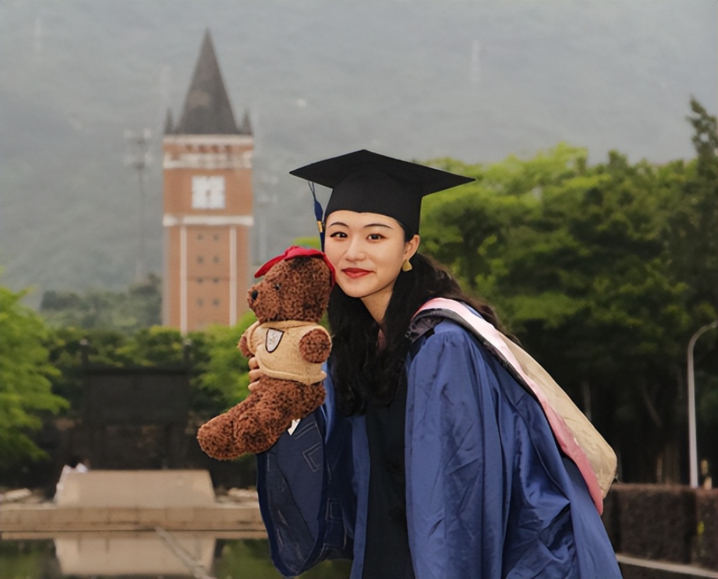 上大学时，比英语四六级还重要的证书，机智的学生早就已经报考了