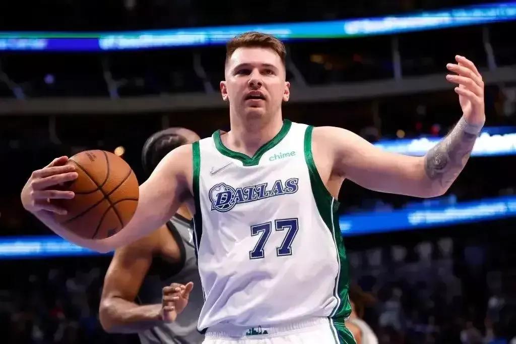 nba刚好两米的球员有哪些（NBA版一寸长一寸强，现役三大高个控卫，保罗距离冠军只差五公分）