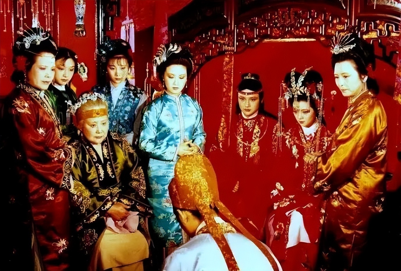 本来是87版《红楼梦》林黛玉的候选人，沈璐跳了一支舞就出局了