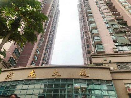 疫情下，深圳卖文胸的小妹怎样购买第三套房子？看看内衣店的利润