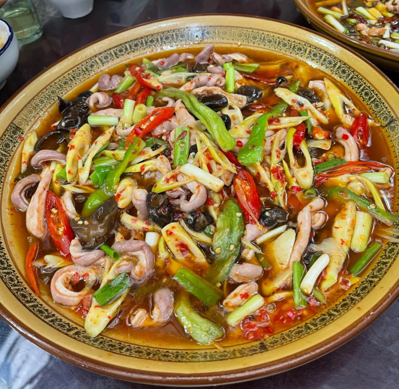 成都乡村的“高端”私房菜，豪车大佬也爱吃，顾客全是老带新