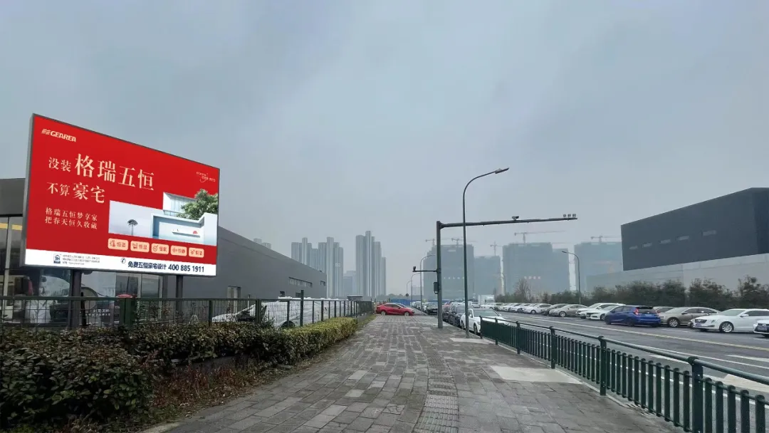 抢占核心阵地，格瑞C位霸屏迎虎年