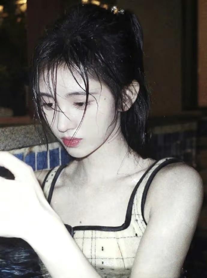 天涯深扒可怕的娱乐圈,倪妮一晚上被要了8次三天都没有出门