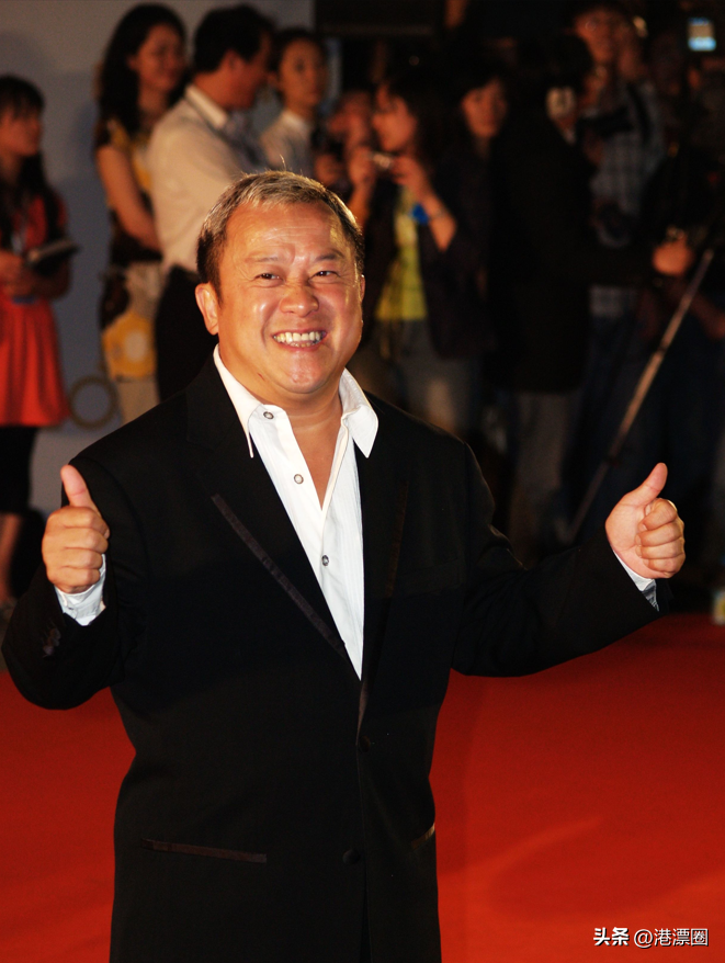 元彪踢世界杯视频完整版(香港大佬们的神秘交际圈)