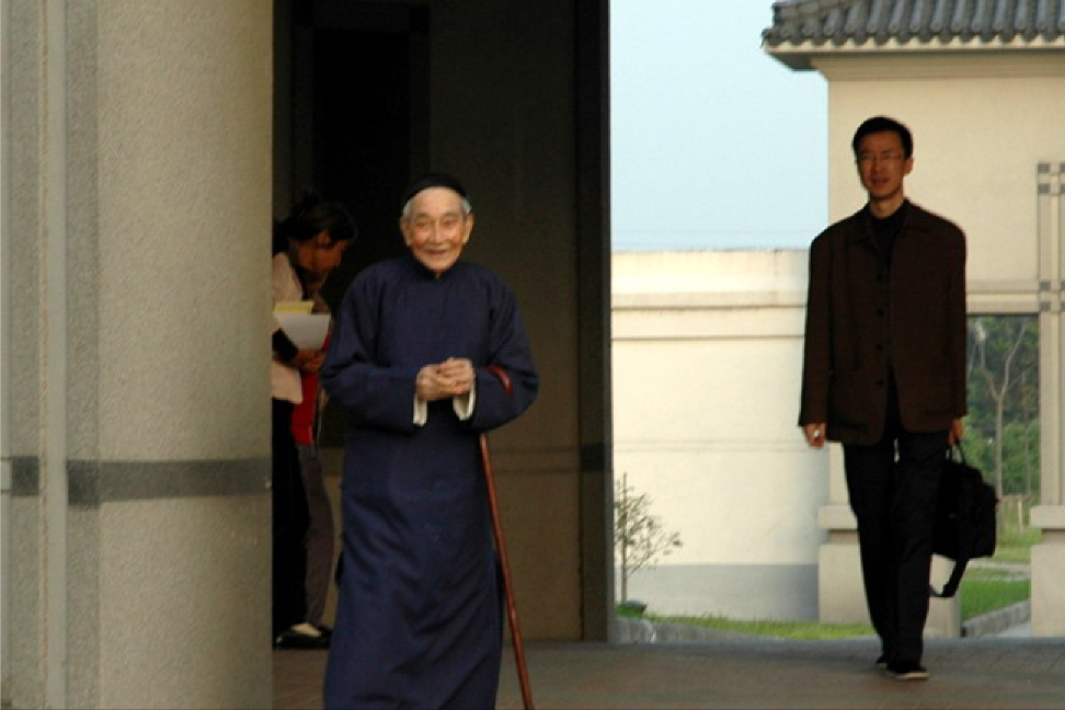 之后,南怀瑾用了整整六年时间才啃掉这块"硬骨头",征服了杨管北.