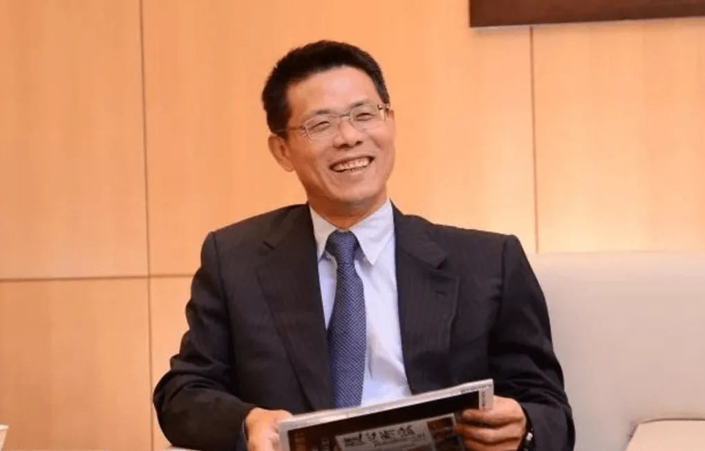 2020年，为阻止中国芯片发展，美国全球通缉我国芯片大佬陈正坤