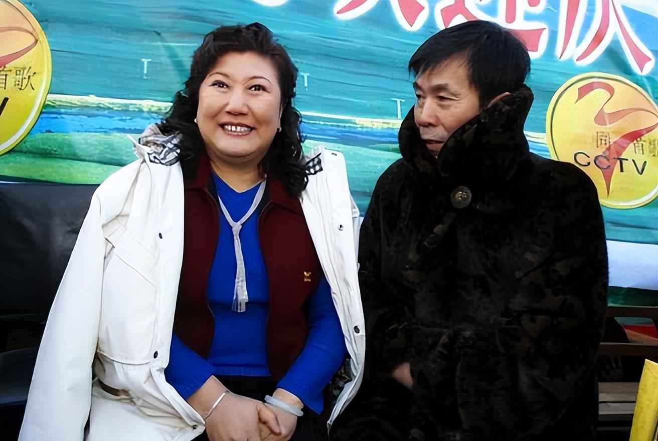 何庆魁抛妻弃子爱上高秀敏,如今被儿子爆料:老头76岁,嫖不动了