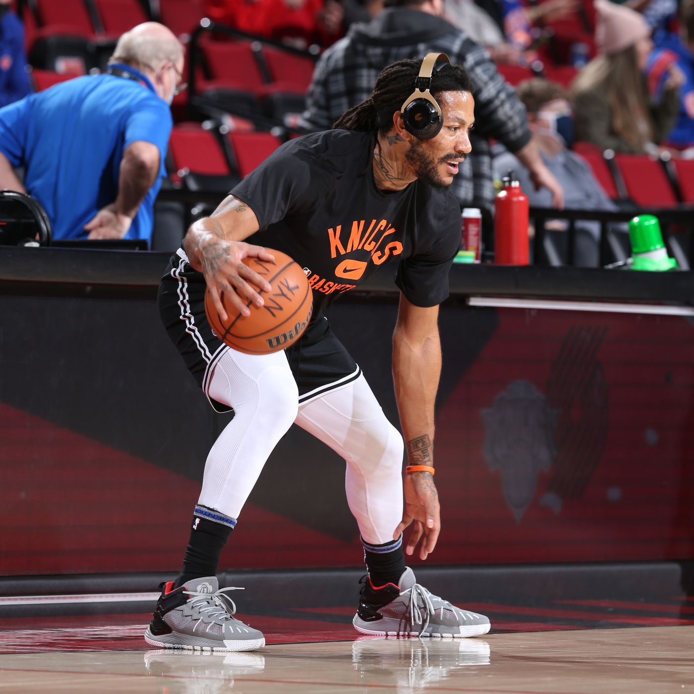 nba交易什么時候開始（交易市場即將開啟！湖人、火箭皆有目標，老將當家誰能變冠軍拼圖）