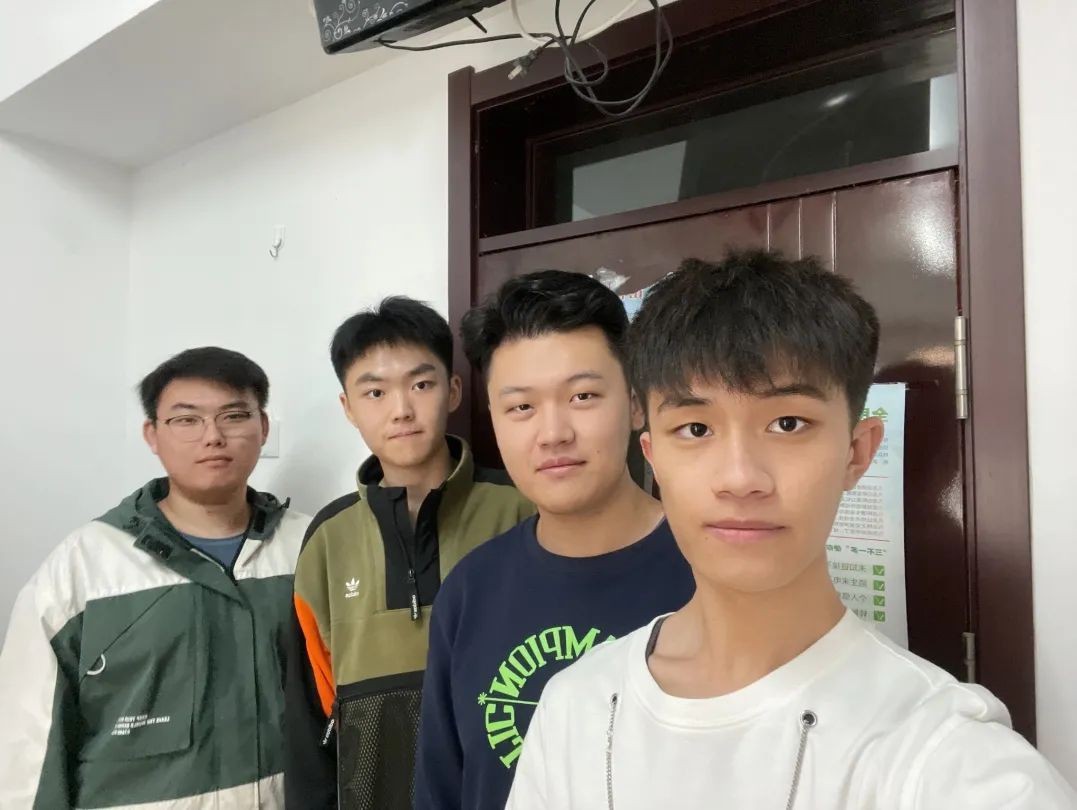 奇！辽宁“学霸4兄弟”：同一大学同一宿舍，同年保研清华等名校！