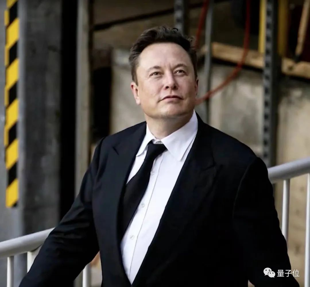 特斯拉将召回逾10万辆国产车，腾讯超30岁员工占近6成