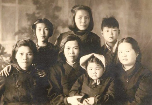 究竟是谁引毛主席上的井冈山？他的两个胞妹分别嫁给毛主席两兄弟