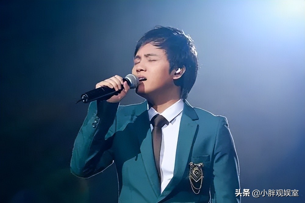 23岁凭一首歌狂赚2亿，29岁成音乐教授，情歌王子郑源到底有多牛