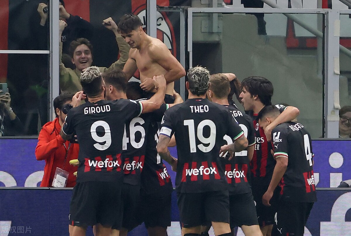 意甲-AC米兰2-0尤文图斯 迪亚斯奔袭半场破门 托莫里建功