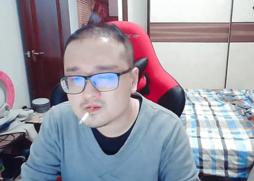 电竞选手宁王（“RNG传出喜讯，小明大概率留队”，宁王回应试训，德云色难顶了）